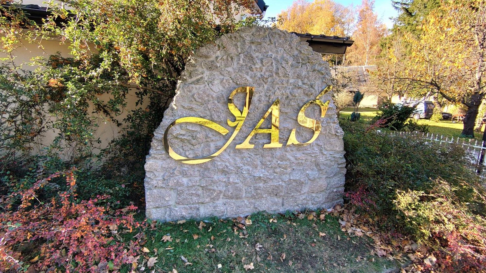 Gosciniec Jas -Sniadania I Obiadokolacje Szwedzki Stol W Cenie Bezplatny Parking 스클라르스카포렘바 외부 사진
